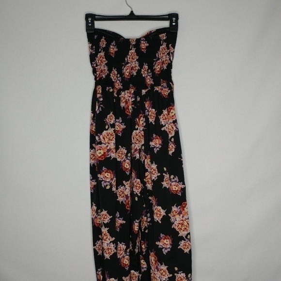 Band of Gypsies Black Floral Romper Jumpsuit - Picture 10 of 12